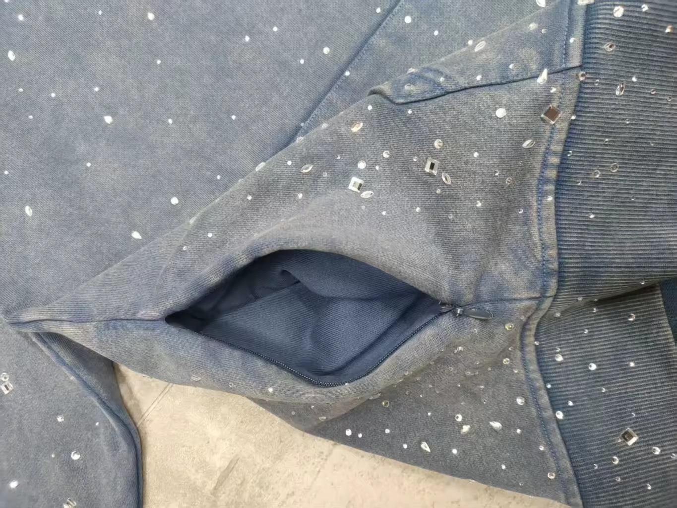 ROZE GALAXY PREMIUM RHINESTONE HOODIE UNISEX